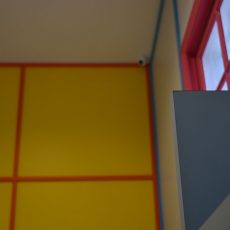 Projeto-Bercario-Bee-Kids-Sala-de-contacao-de-historia-Pintura-e-molduras-coloridas-F